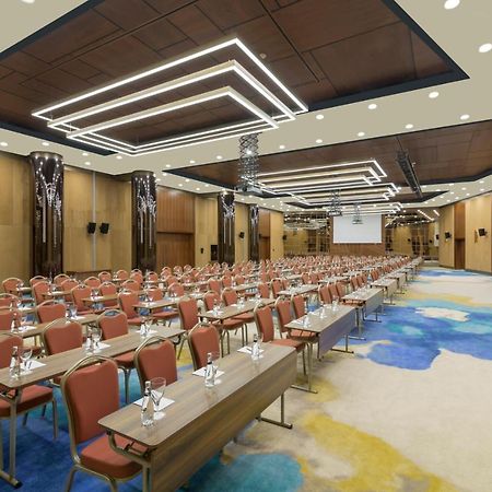 Crowne Plaza Cappadocia - Nevsehir By Ihg Hotel Екстериор снимка