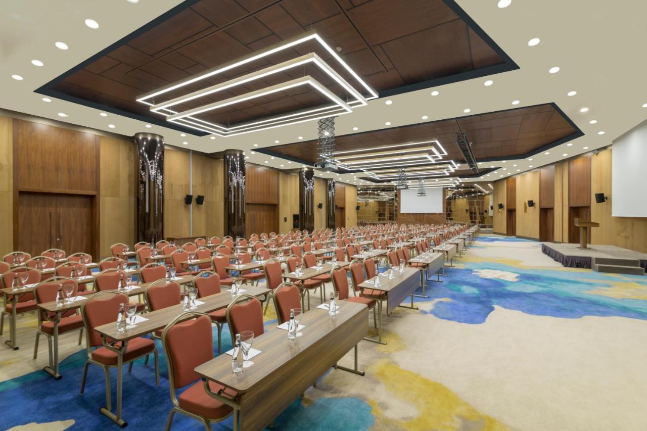 Crowne Plaza Cappadocia - Nevsehir By Ihg Hotel Екстериор снимка