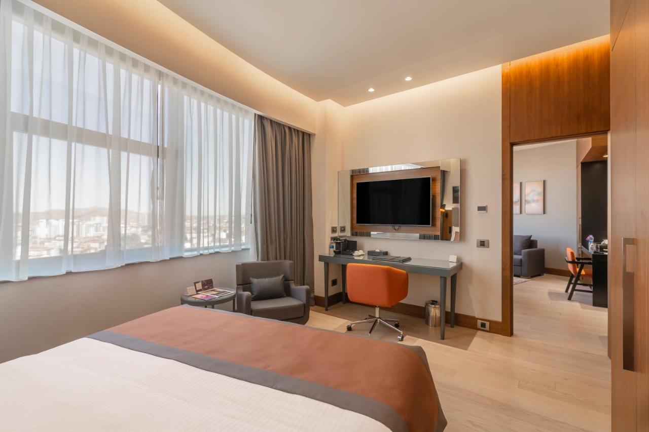 Crowne Plaza Cappadocia - Nevsehir By Ihg Hotel Екстериор снимка