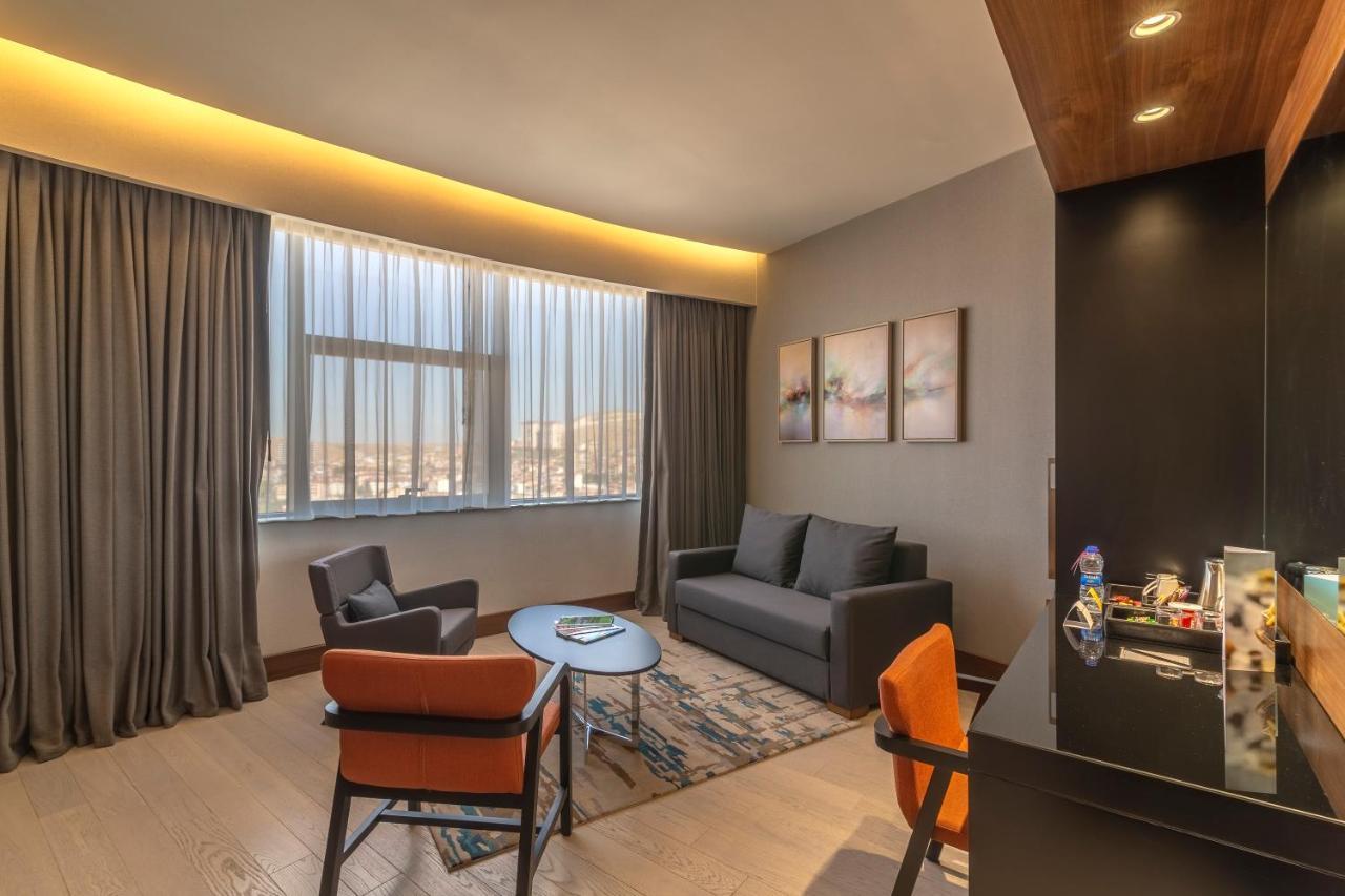 Crowne Plaza Cappadocia - Nevsehir By Ihg Hotel Екстериор снимка